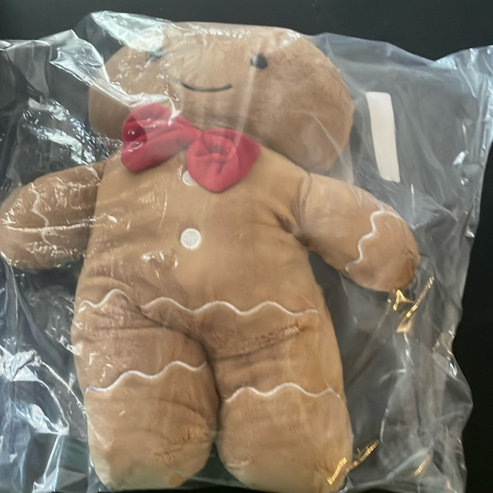 NIP Gingerbread man plushie